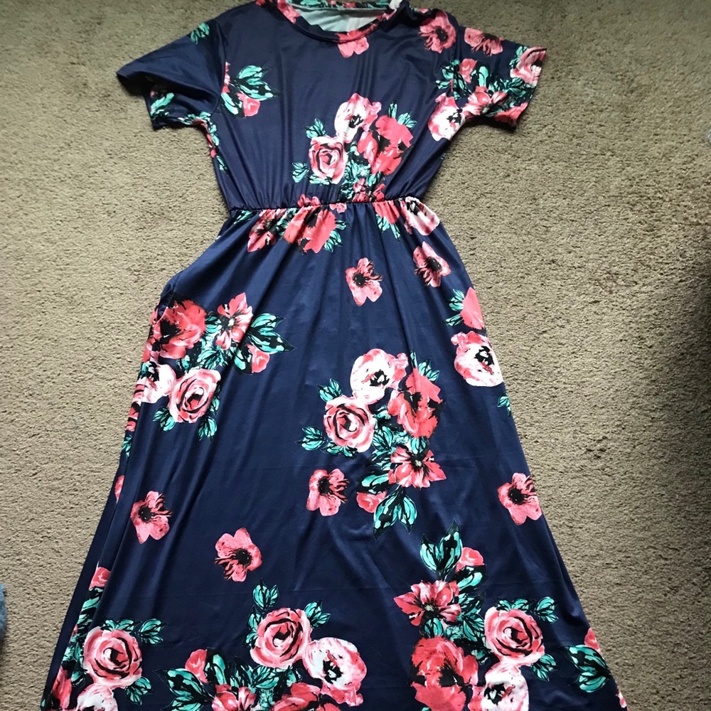 Brand new women’s dress